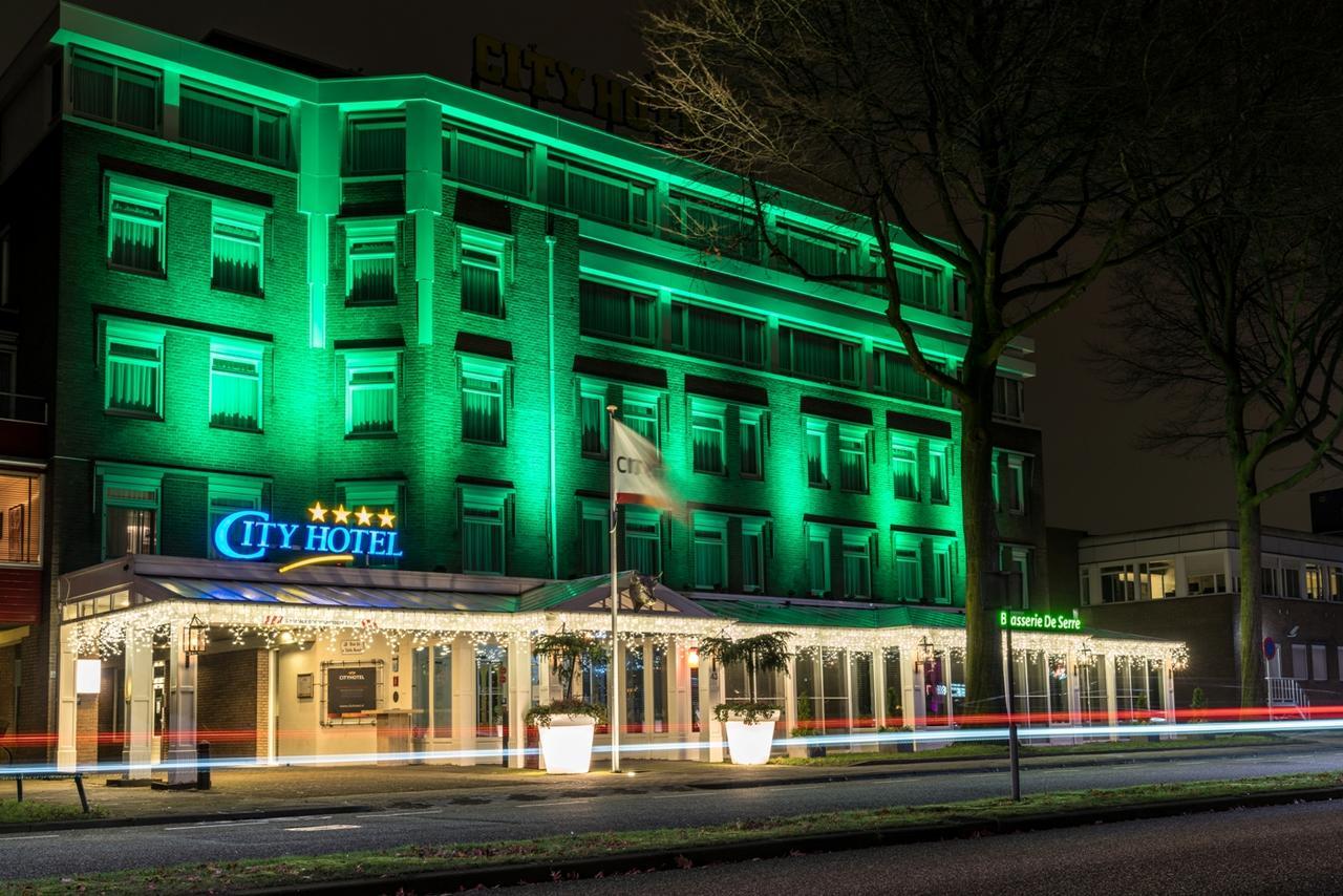 City Hotel Осс Экстерьер фото