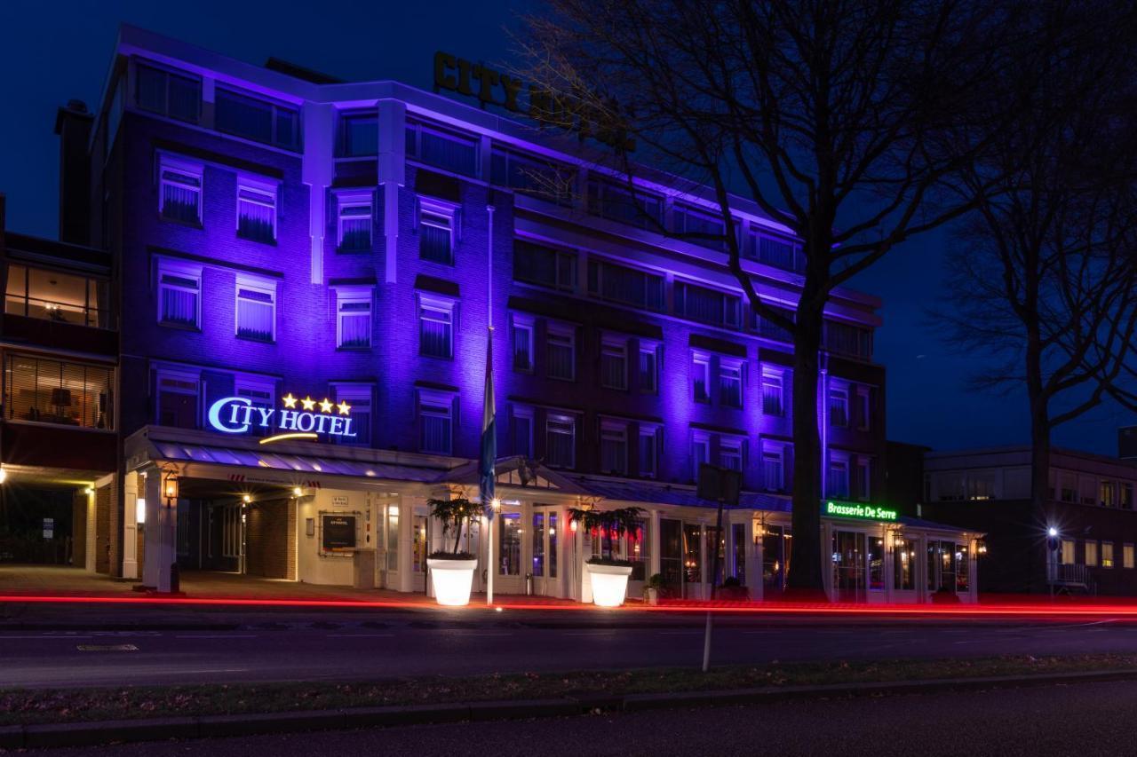 City Hotel Осс Экстерьер фото